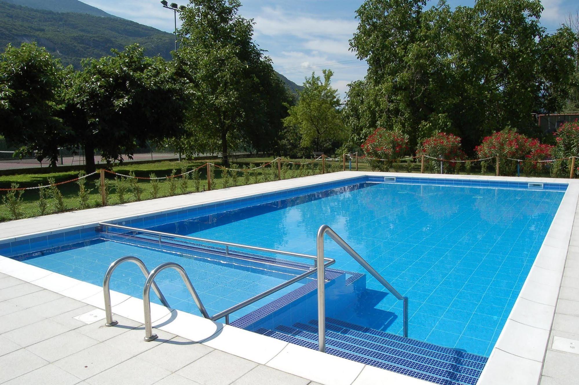 דרו Aktiv Hotel Eden מראה חיצוני תמונה